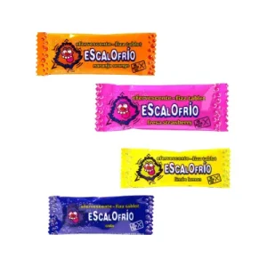 Pastillas de caramelo comprimido y efervescente de colores pastel surtidos, envueltas individualmente en su clásico formato