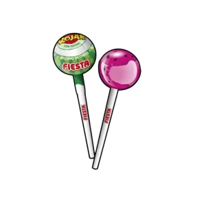 Caramelo con palo Kojak de Fiesta sabor sandía, con envoltorio verde y rojo y relleno de chicle